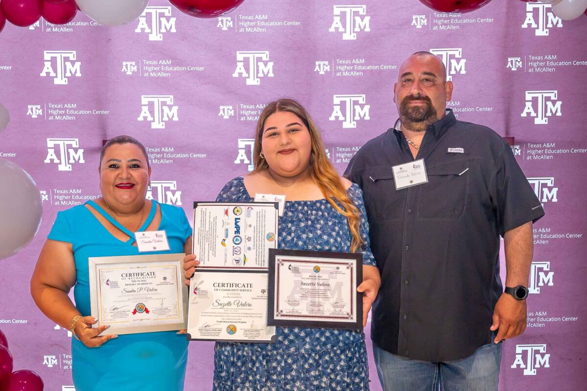 High School Students Celebrate Completion of Texas A&M Health Youth Citizen Scientist Program